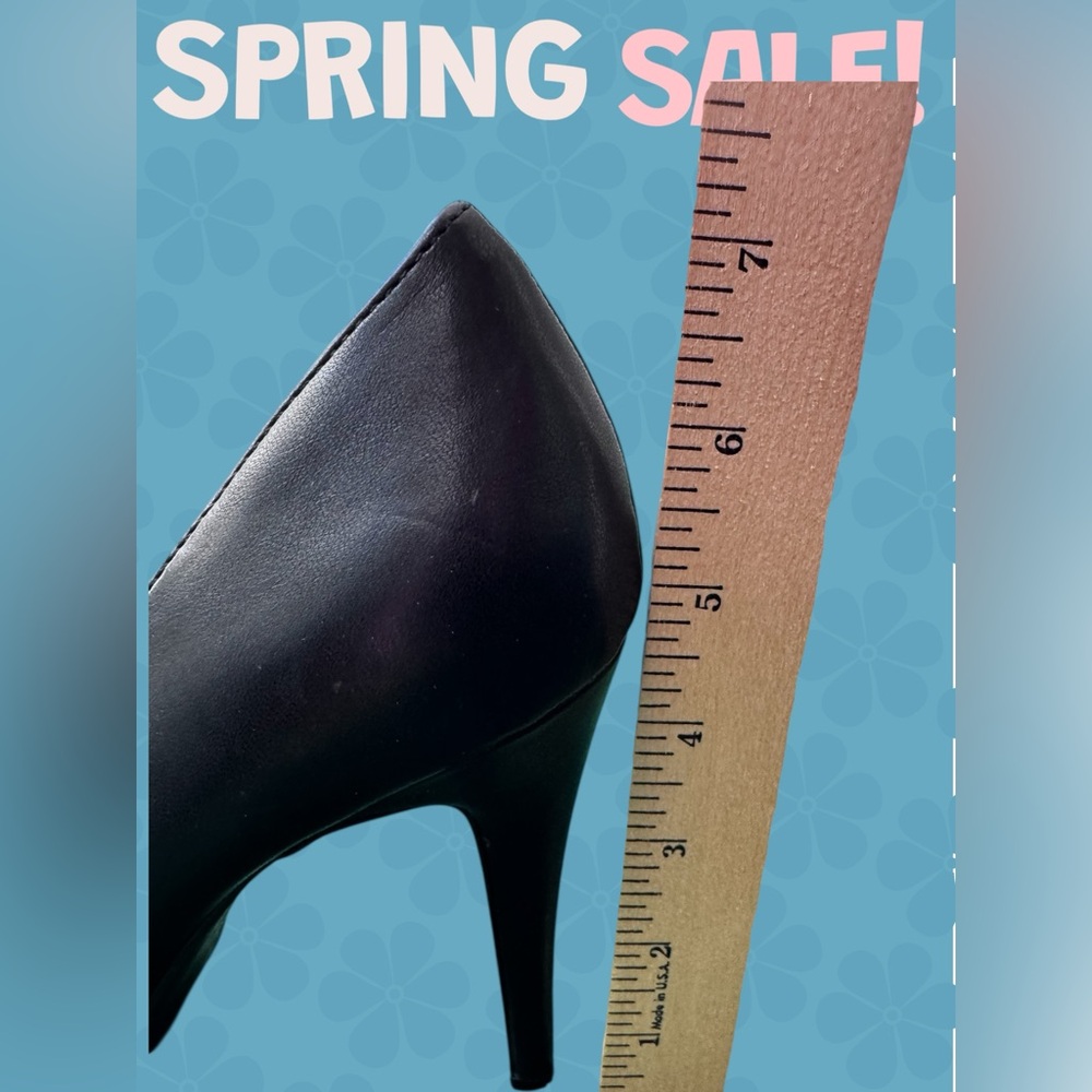 BCBGeneration‎ Black Heels- Size 9 - Picture 6 of 7